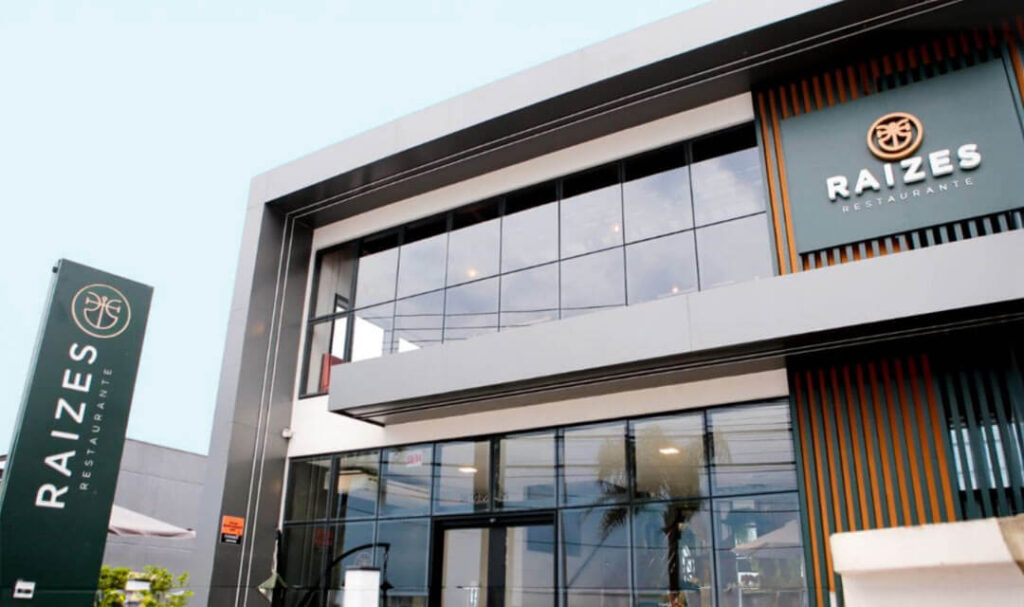 Inversiones gastronómicas y nuevos restaurantes dinamizan la economía del litoral de Santa Catarina