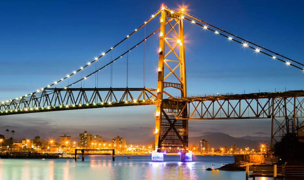 Turismo internacional en auge impulsado por argentinos (epicentro Santa Catarina)
